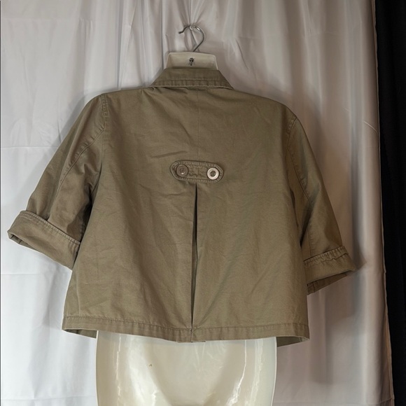 Chic Tan Button-Up Jacket - Picture 9 of 11